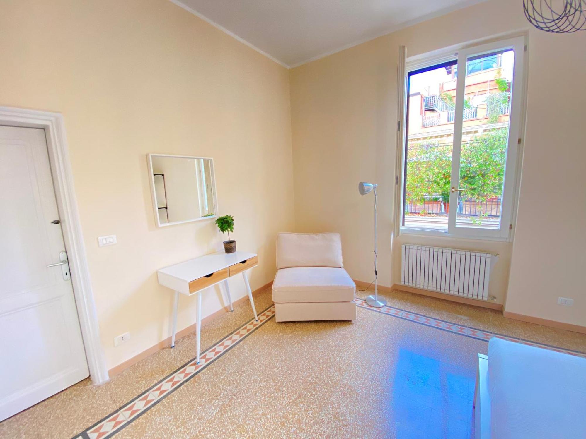 Red House Trastevere San Pietro Bambin Gesu Sant Onofrio Rom